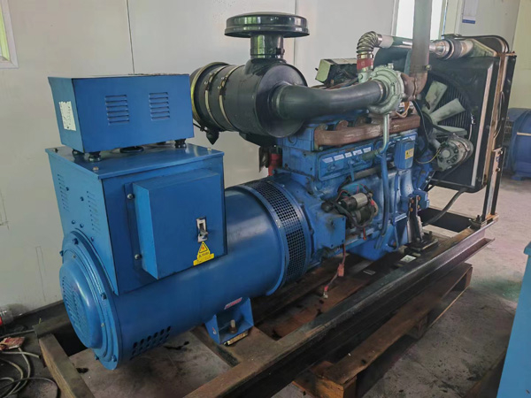 金山屯100kW柴油发电机组使用多级机油有哪些优缺点？
